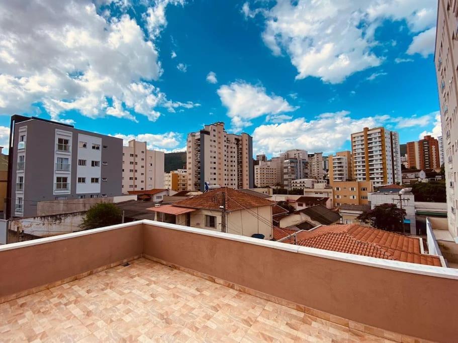Casa Unica E Moderna Centro Βίλα Poços de Caldas Εξωτερικό φωτογραφία